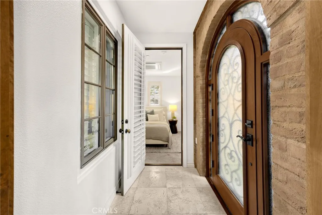 34 Tall Hedge, Irvine, California 92603 home-pic-8