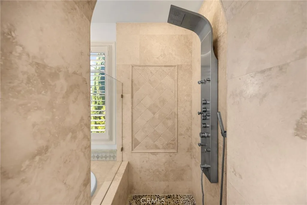 34 Tall Hedge, Irvine, California 92603 home-pic-61