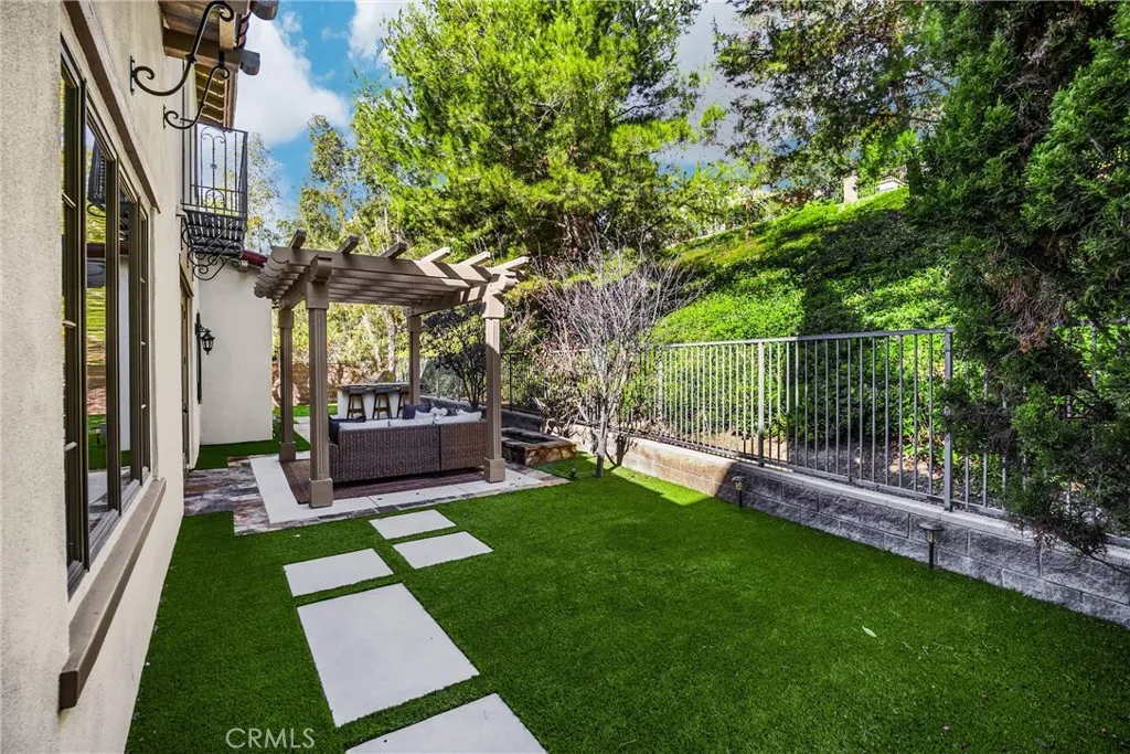 34 Tall Hedge, Irvine, California 92603 home-pic-68