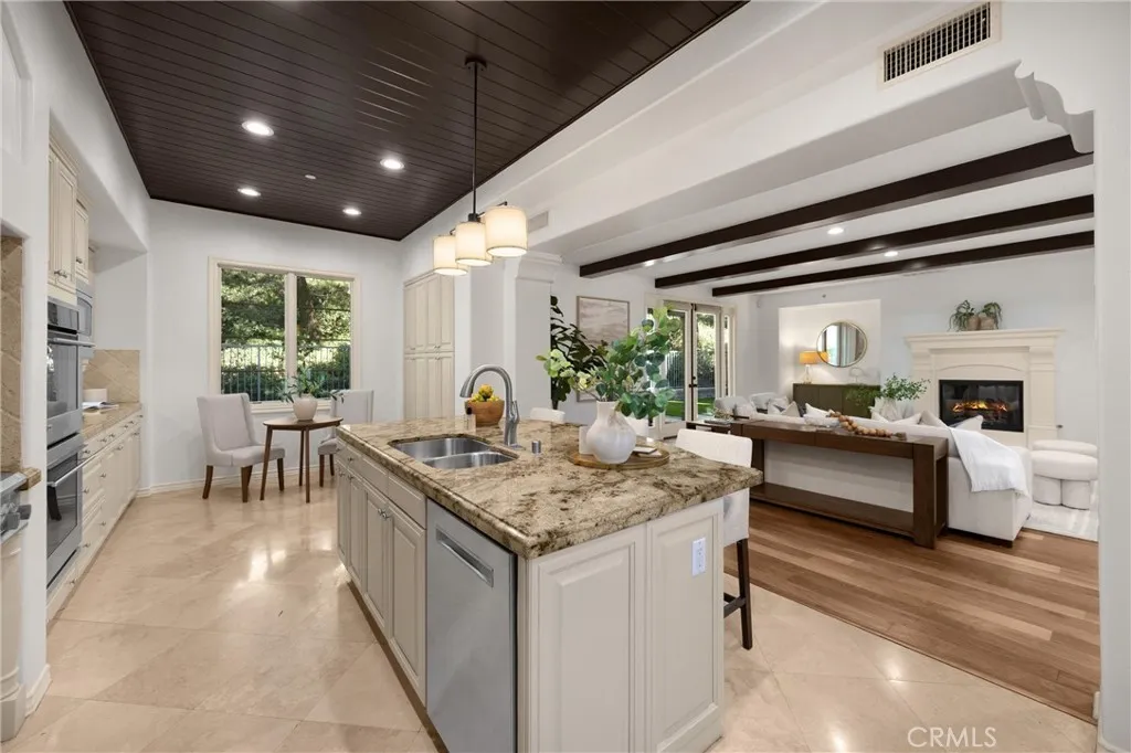 34 Tall Hedge, Irvine, California 92603 home-pic-33