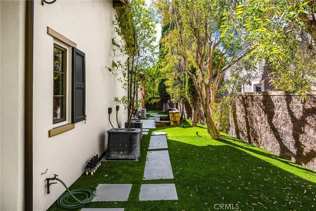 34 Tall Hedge, Irvine, California 92603 home-pic-74