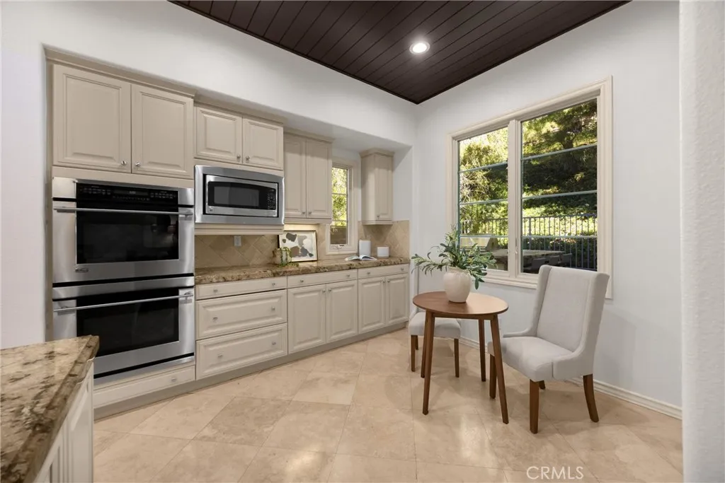 34 Tall Hedge, Irvine, California 92603 home-pic-34