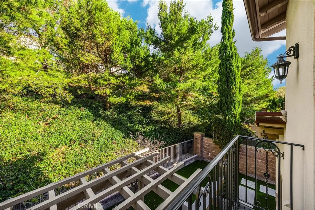 34 Tall Hedge, Irvine, California 92603 home-pic-56