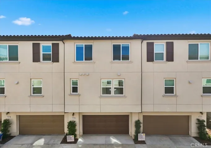 Existing Completed Rear of Homes in Azul Community