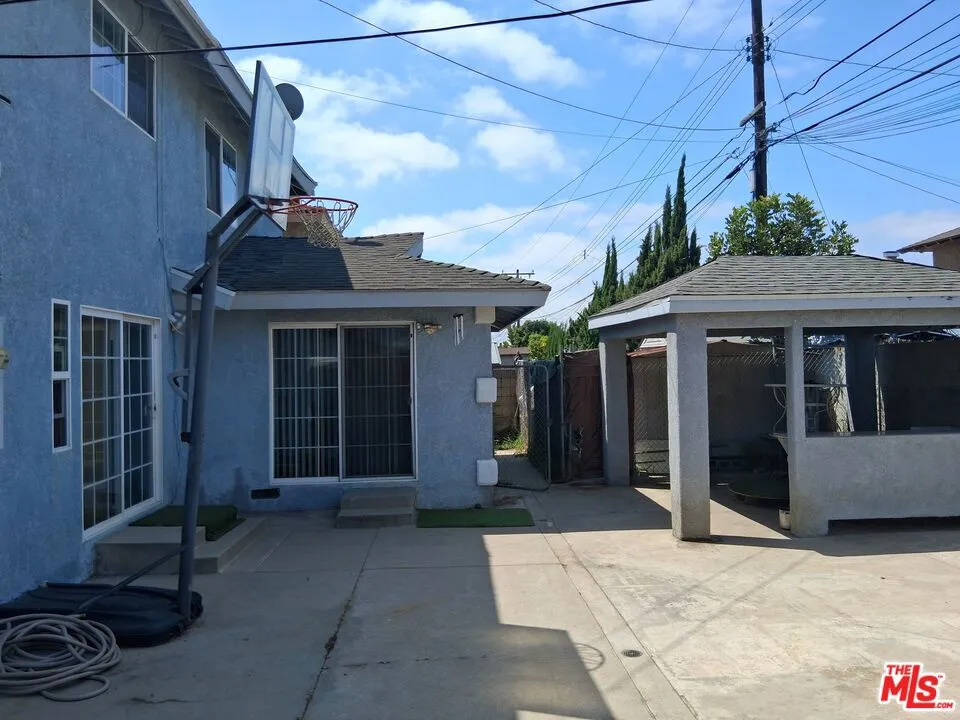 19603 Enslow Drive, Carson, California 90746 home-pic-10