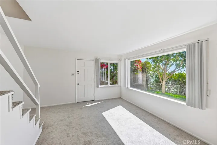 17632 Revello, Pacific Palisades, California 90272