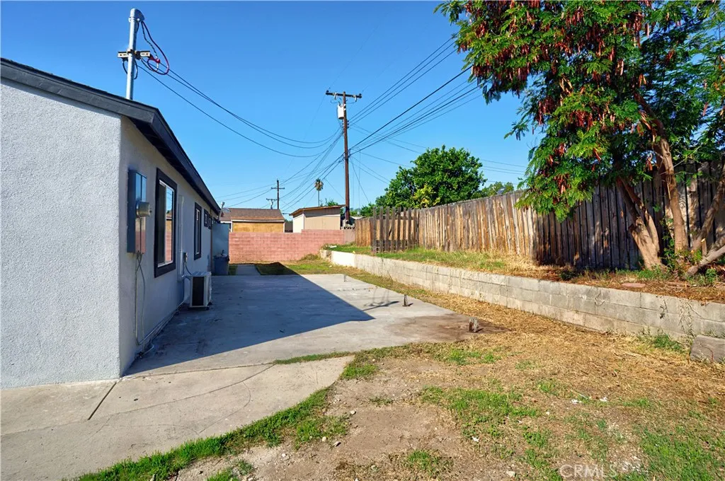 1381 E 5th, Ontario, California 91764 home-pic-32