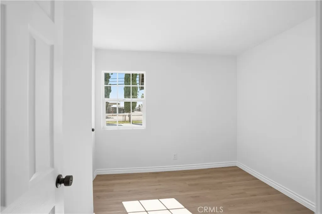 1381 E 5th, Ontario, California 91764 home-pic-18