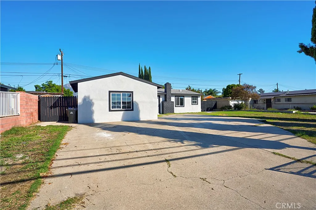 1381 E 5th, Ontario, California 91764 home-pic-2