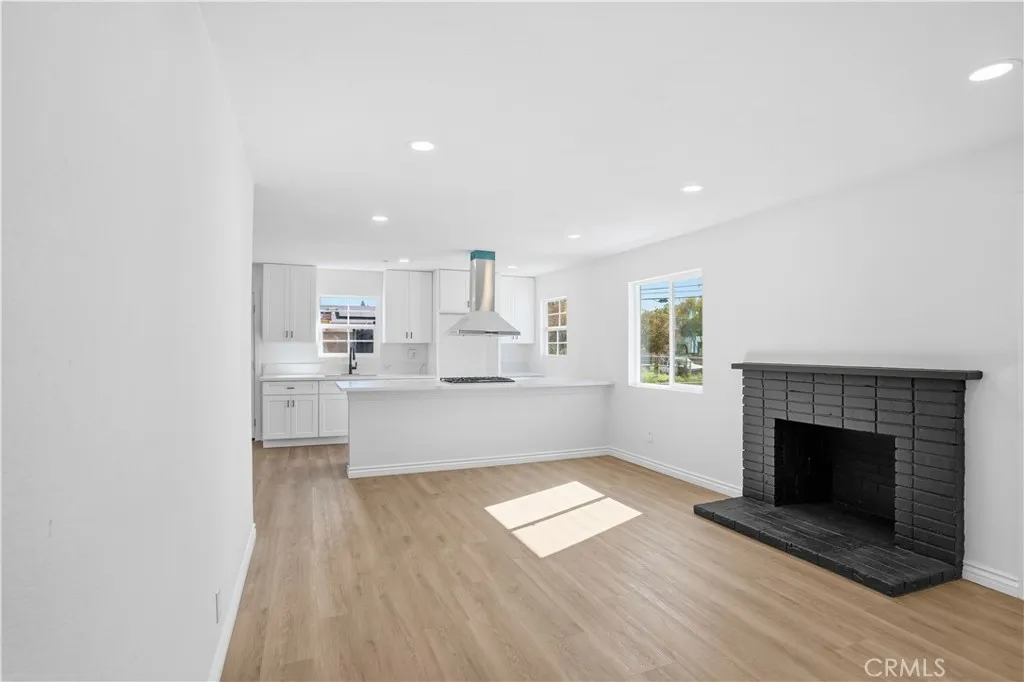 1381 E 5th, Ontario, California 91764 home-pic-7