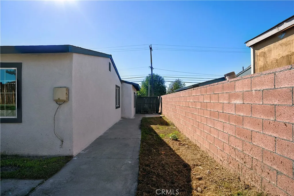 1381 E 5th, Ontario, California 91764 home-pic-29