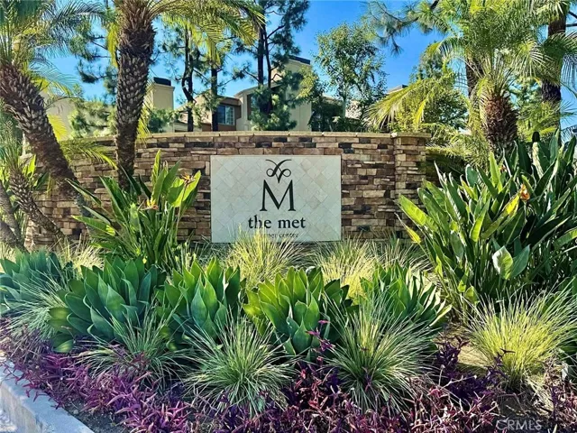 5550 Owensmouth Ave 217, Woodland Hills, California 91367