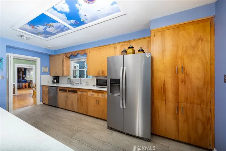 5245 King, Riverside, California 92506