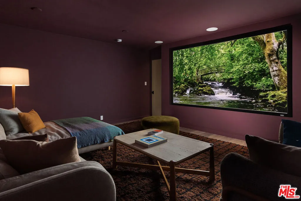 1982 N Normandie Avenue, Los Angeles, California 90027 home-pic-28