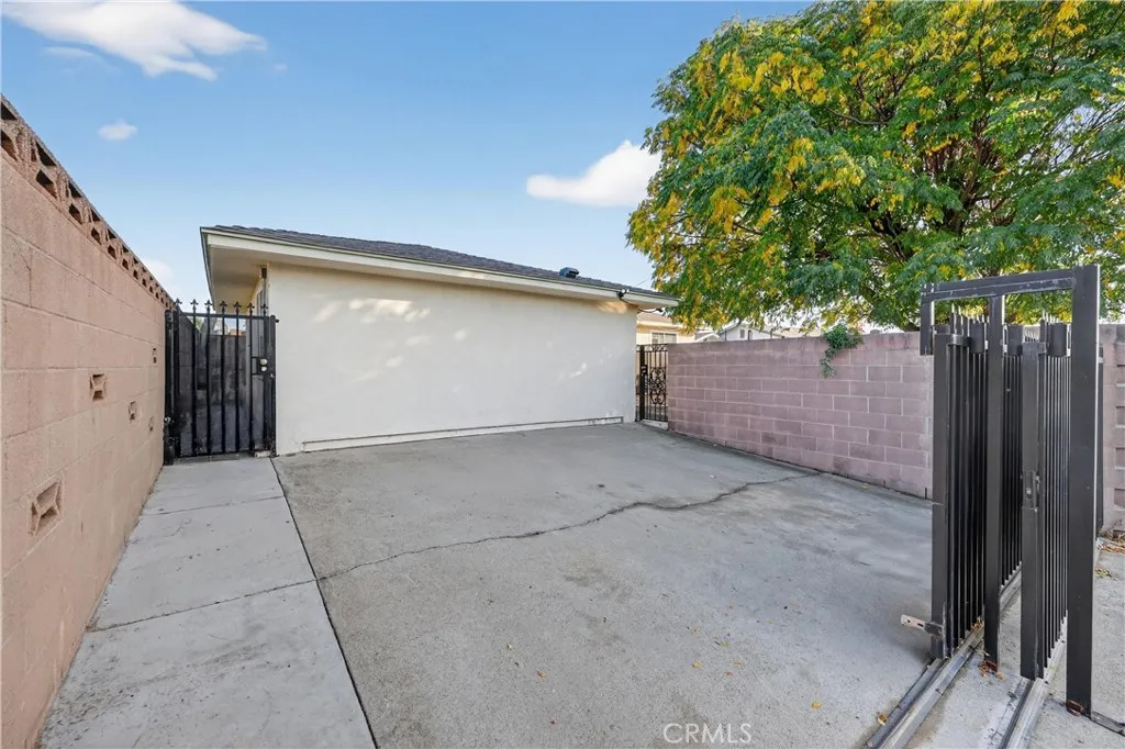 2195 Spencer Avenue, Pomona, California 91767 home-pic-32