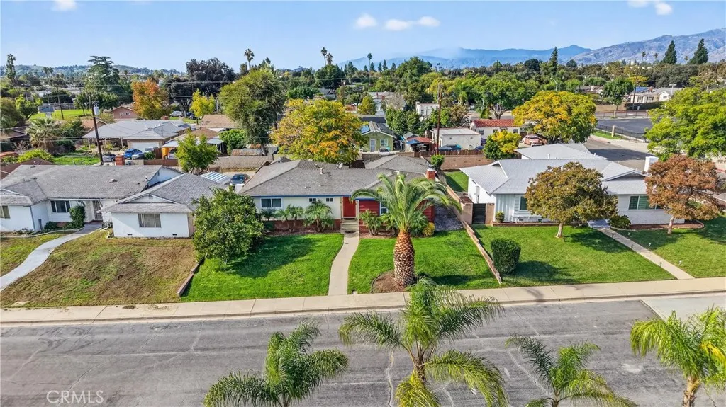 2195 Spencer Avenue, Pomona, California 91767 home-pic-37