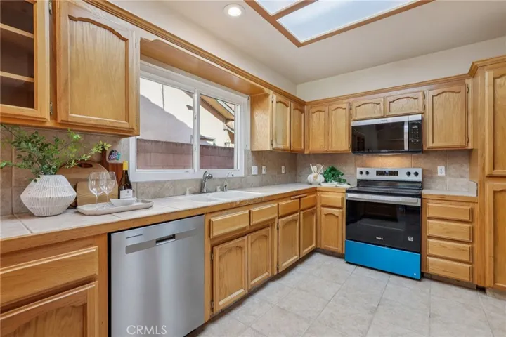 526 Grenache Avenue, Madera, California 93637