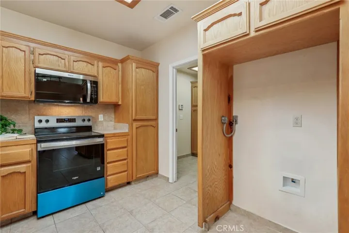 526 Grenache Avenue, Madera, California 93637