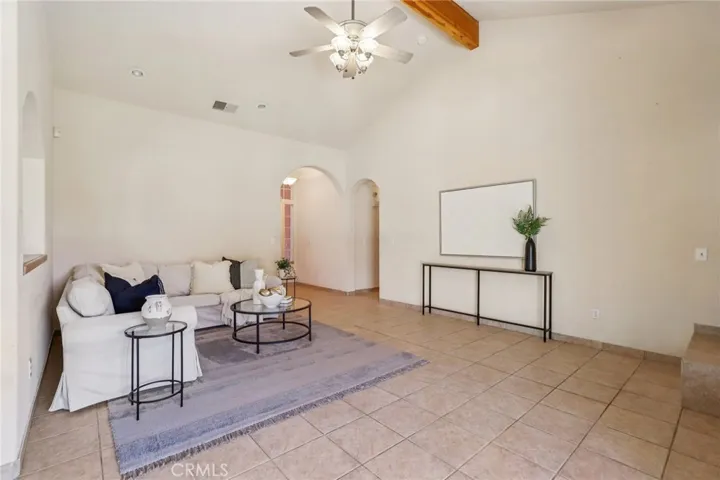 526 Grenache Avenue, Madera, California 93637