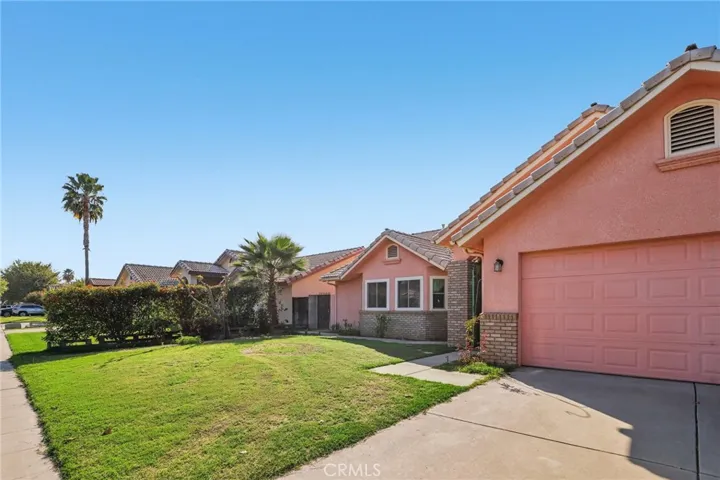 526 Grenache Avenue, Madera, California 93637