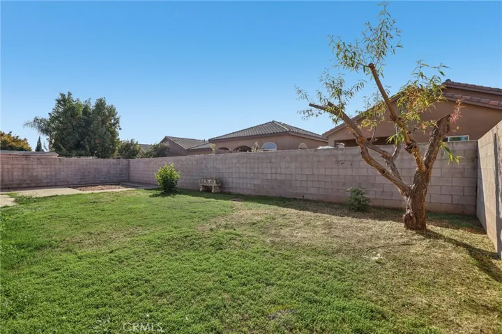 526 Grenache Avenue, Madera, California 93637