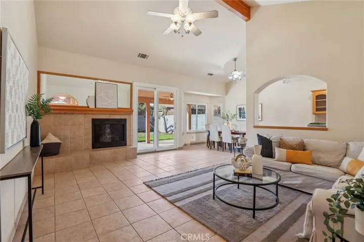 526 Grenache Avenue, Madera, California 93637