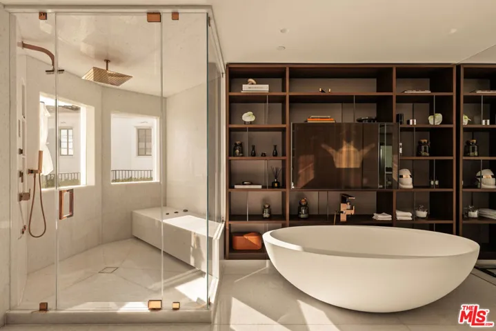 972 Palisades Beach Road, Santa Monica, California 90403