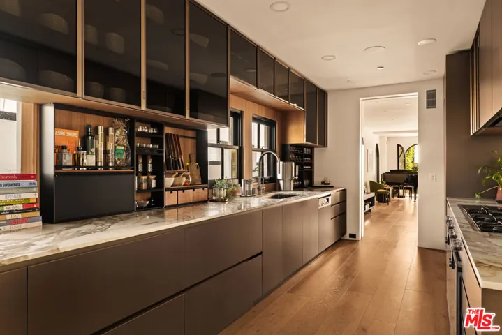 972 Palisades Beach Road, Santa Monica, California 90403