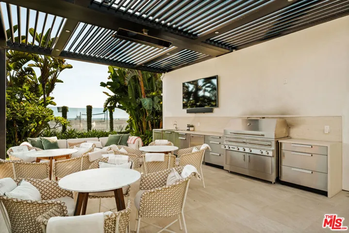 972 Palisades Beach Road, Santa Monica, California 90403