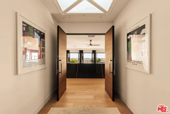 972 Palisades Beach Road, Santa Monica, California 90403