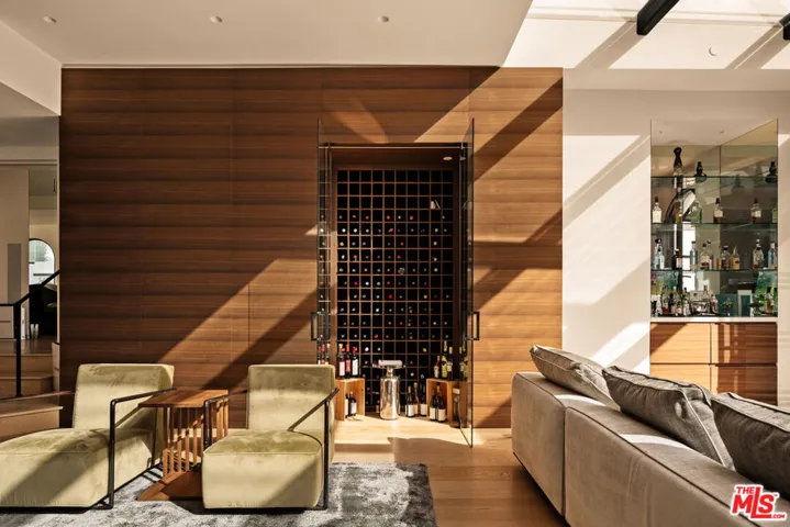 972 Palisades Beach Road, Santa Monica, California 90403
