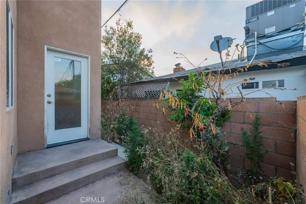 4445 W 163rd Street, Lawndale, California 90260 home-pic-38