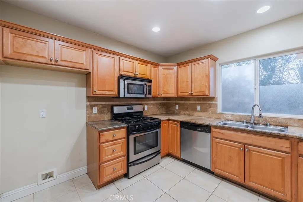 4445 W 163rd Street, Lawndale, California 90260 home-pic-10