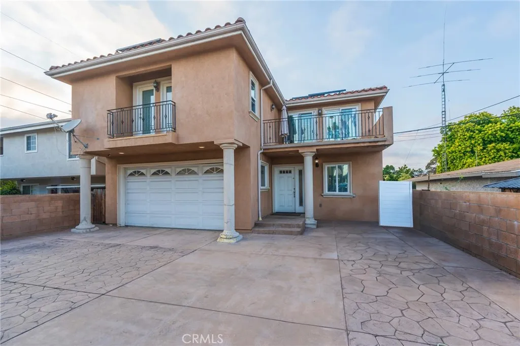 4445 W 163rd Street, Lawndale, California 90260 home-pic-2