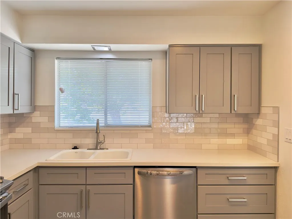 26671 Oakmont, Menifee, California 92586 home-pic-18
