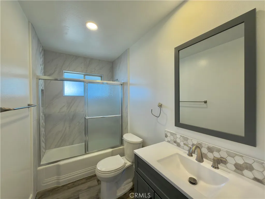 26671 Oakmont, Menifee, California 92586 home-pic-8