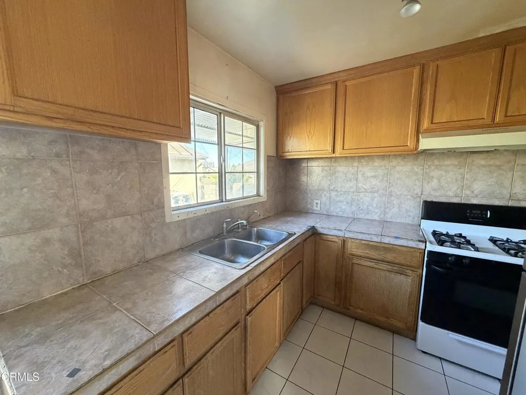 1844 S Stoneman Avenue, Alhambra, California 91801 home-pic-22