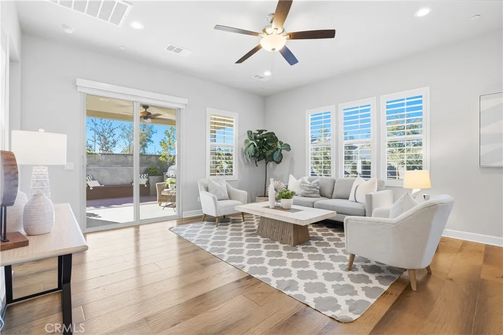 164 Luneta Lane, Rancho Mission Viejo, California 92694 home-pic-8