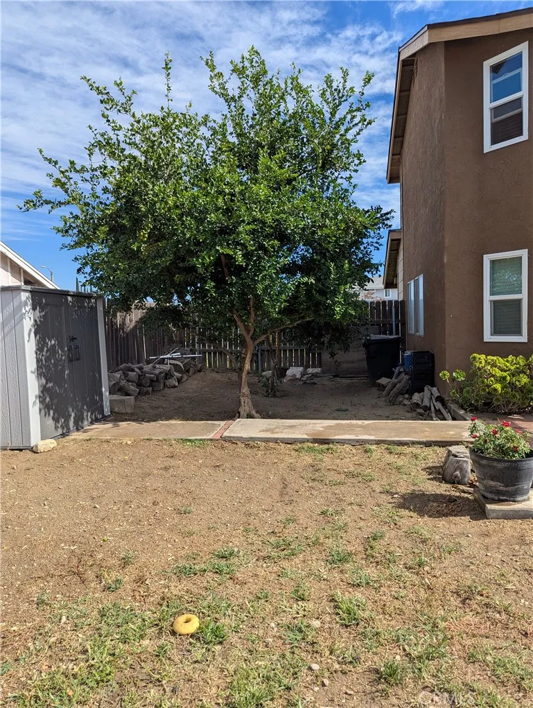 7852 Grace, Fontana, California 92336 home-pic-42