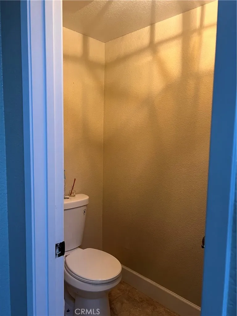 7158 Golden Vale, Riverside, California 92506 home-pic-14