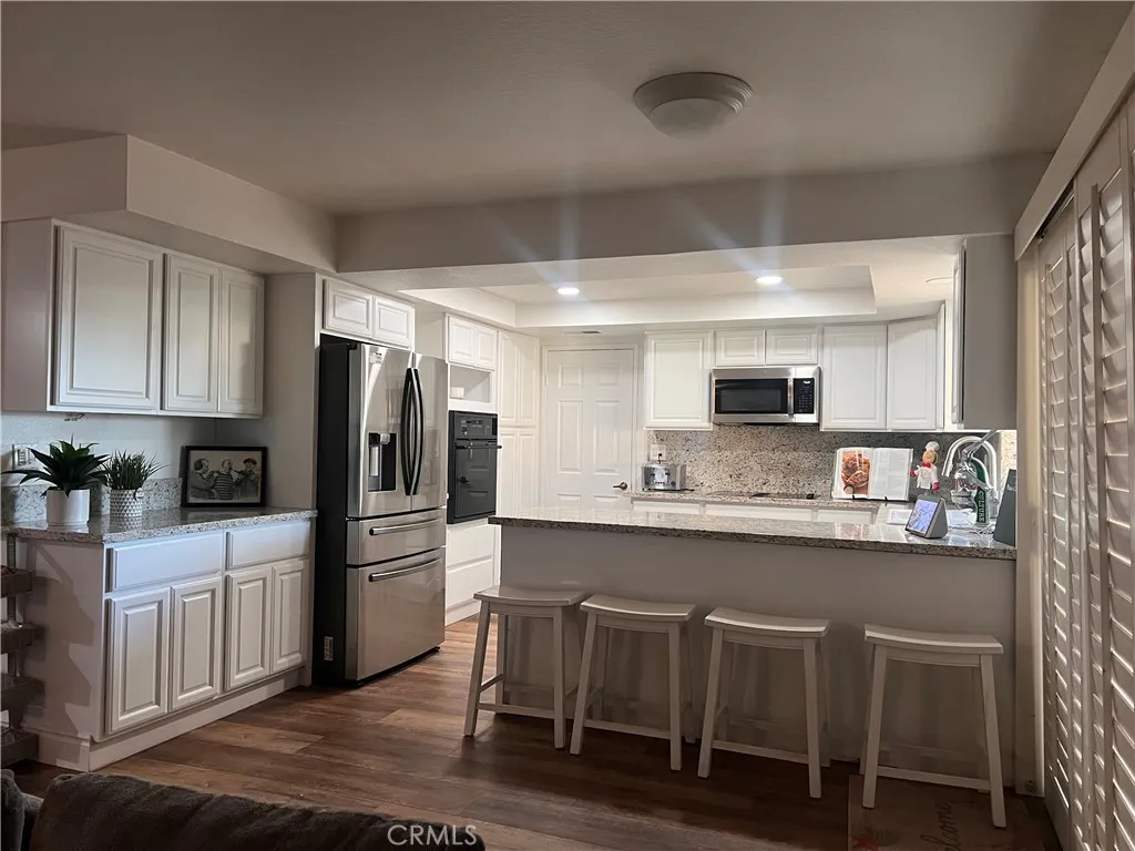 7158 Golden Vale, Riverside, California 92506 home-pic-34
