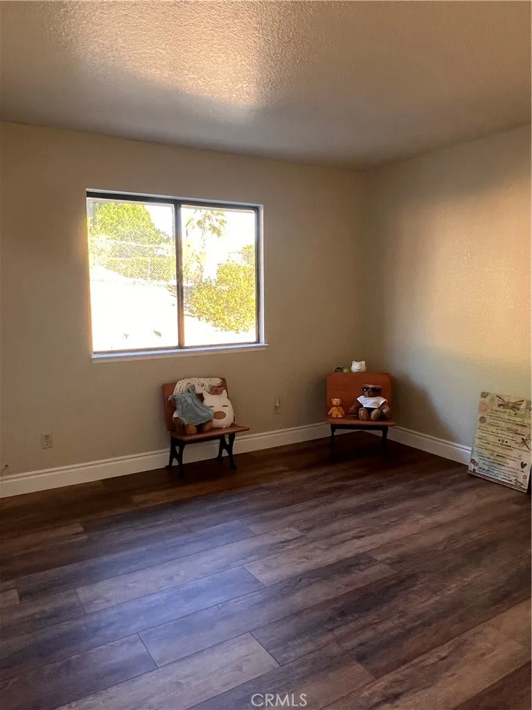 7158 Golden Vale, Riverside, California 92506 home-pic-20