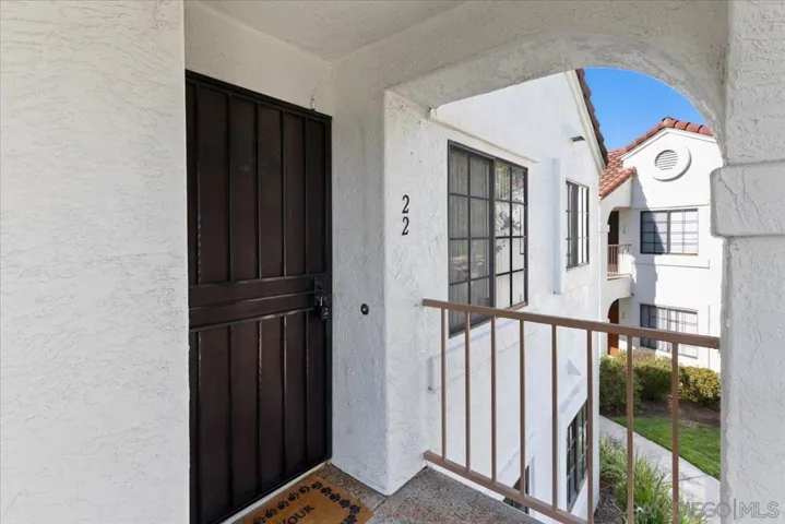 13330 Caminito Ciera 22, San Diego, California 92129