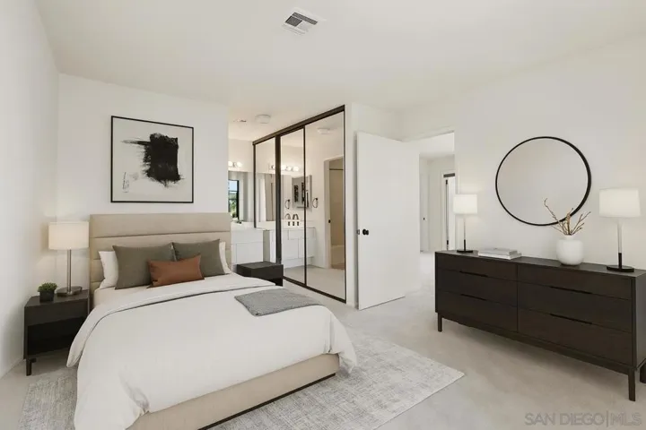 13330 Caminito Ciera 22, San Diego, California 92129
