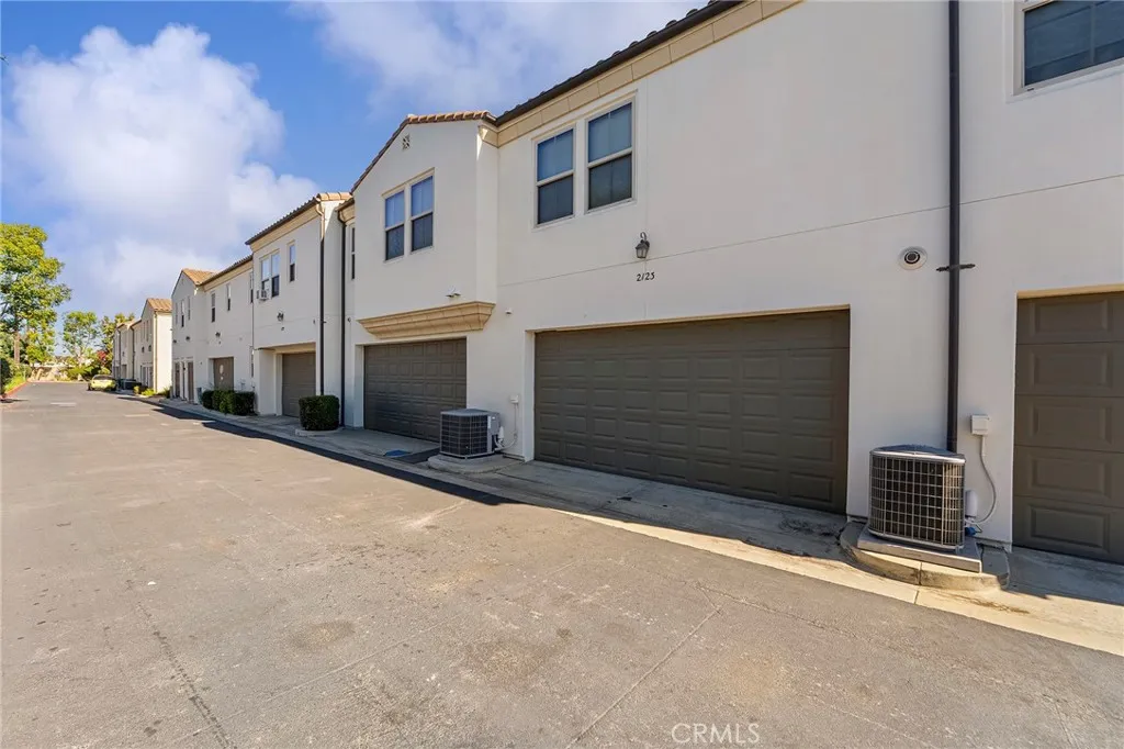 2123 Atlantic, Long Beach, California 90806 home-pic-4