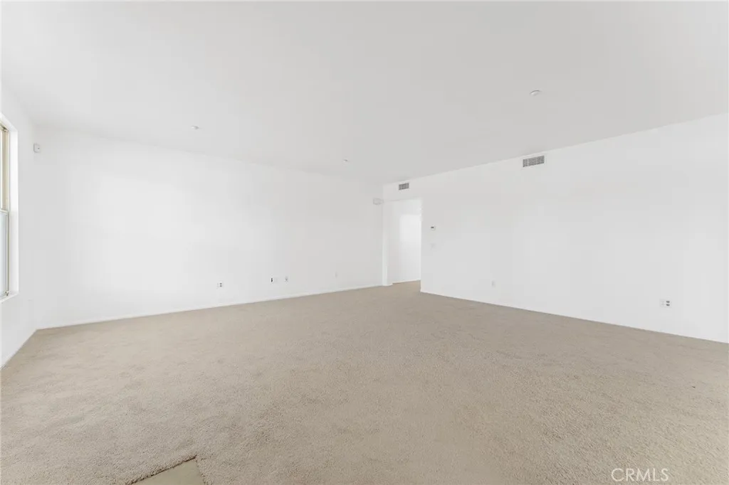 2123 Atlantic, Long Beach, California 90806 home-pic-6