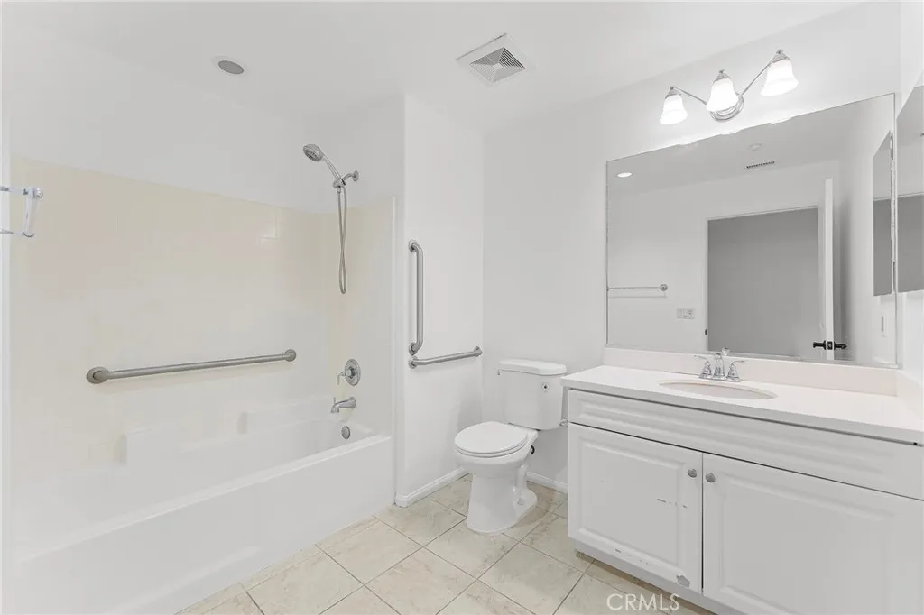 2123 Atlantic, Long Beach, California 90806 home-pic-25