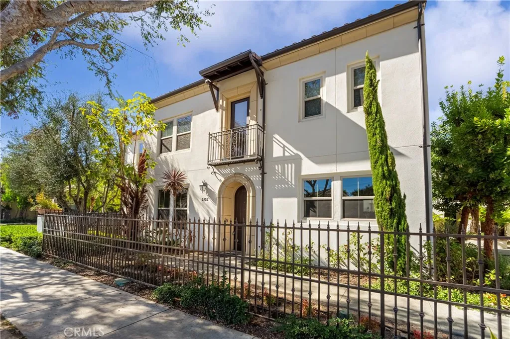 2123 Atlantic, Long Beach, California 90806 home-pic-0
