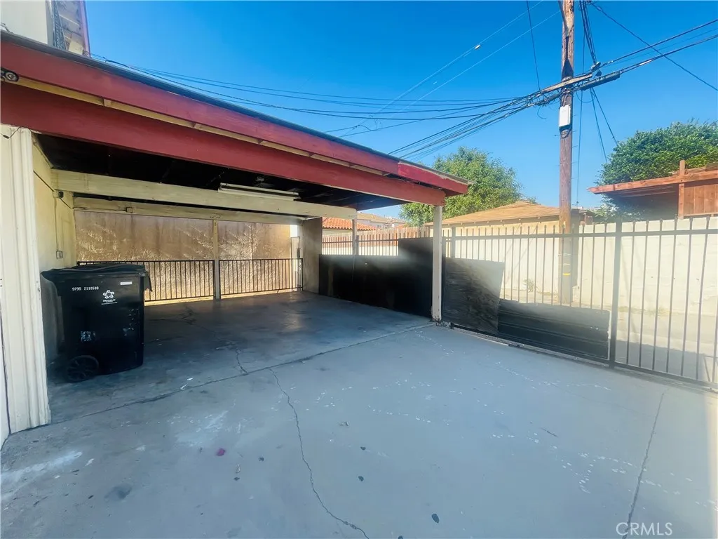 5609 E Beverly Boulevard, East Los Angeles, California 90022 home-pic-4