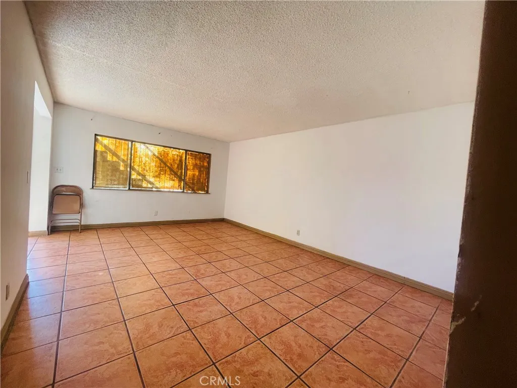 5609 E Beverly Boulevard, East Los Angeles, California 90022 home-pic-13